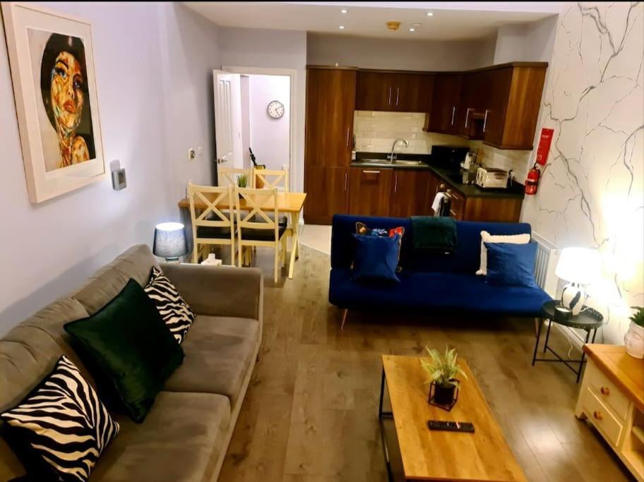 City Centre Top Floor Apartment In Belfast City Centre Esterno foto